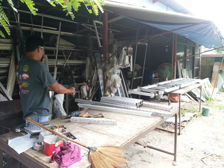 งานกระจก ฝ้า เพดาน.